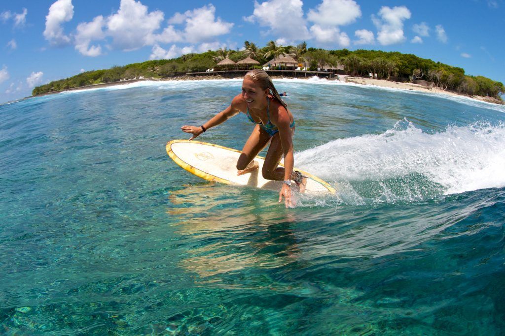Surf en el resort Adaaran Huduranfushi